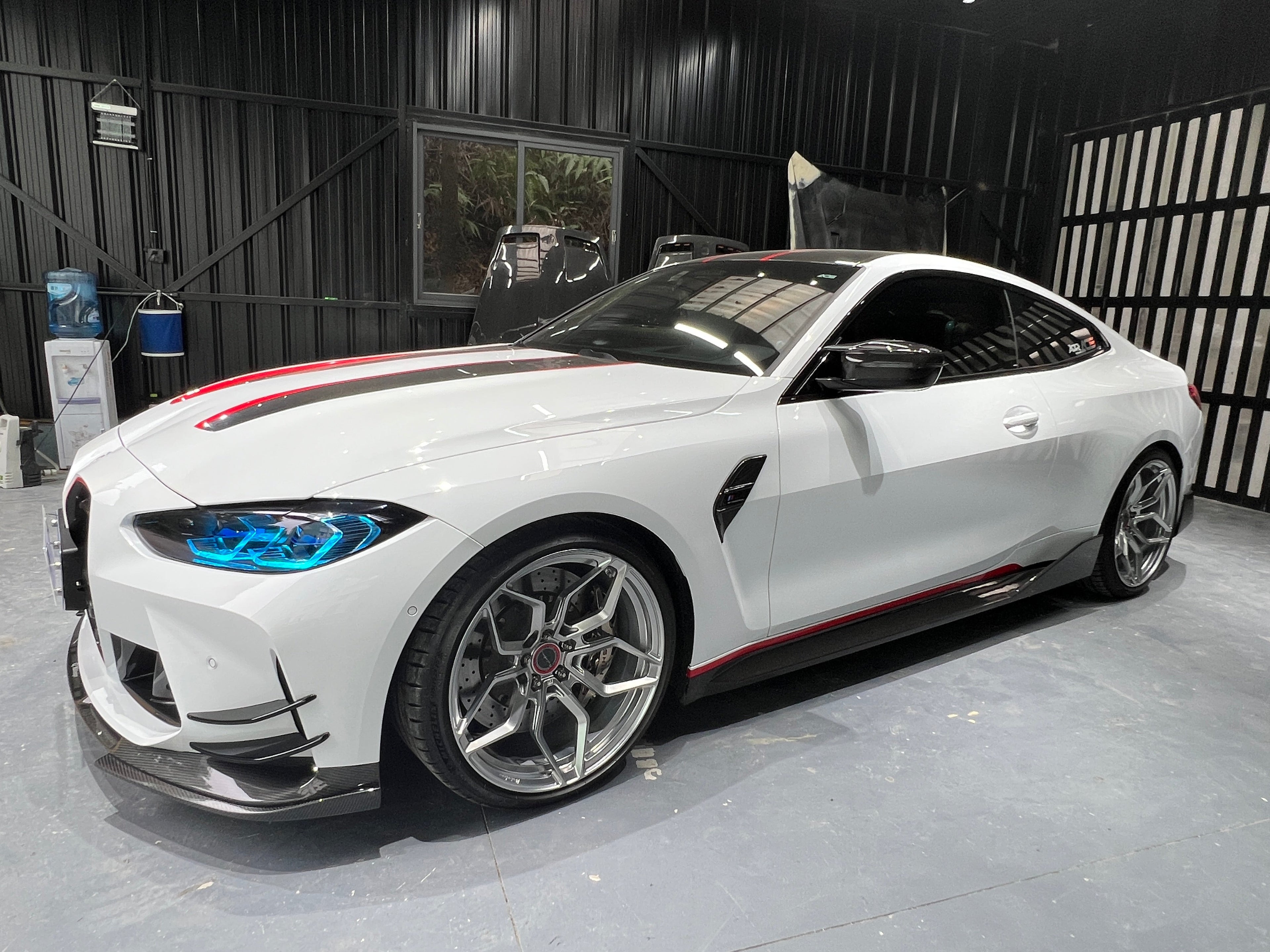 G8X Dry Carbon MP Side Skirts