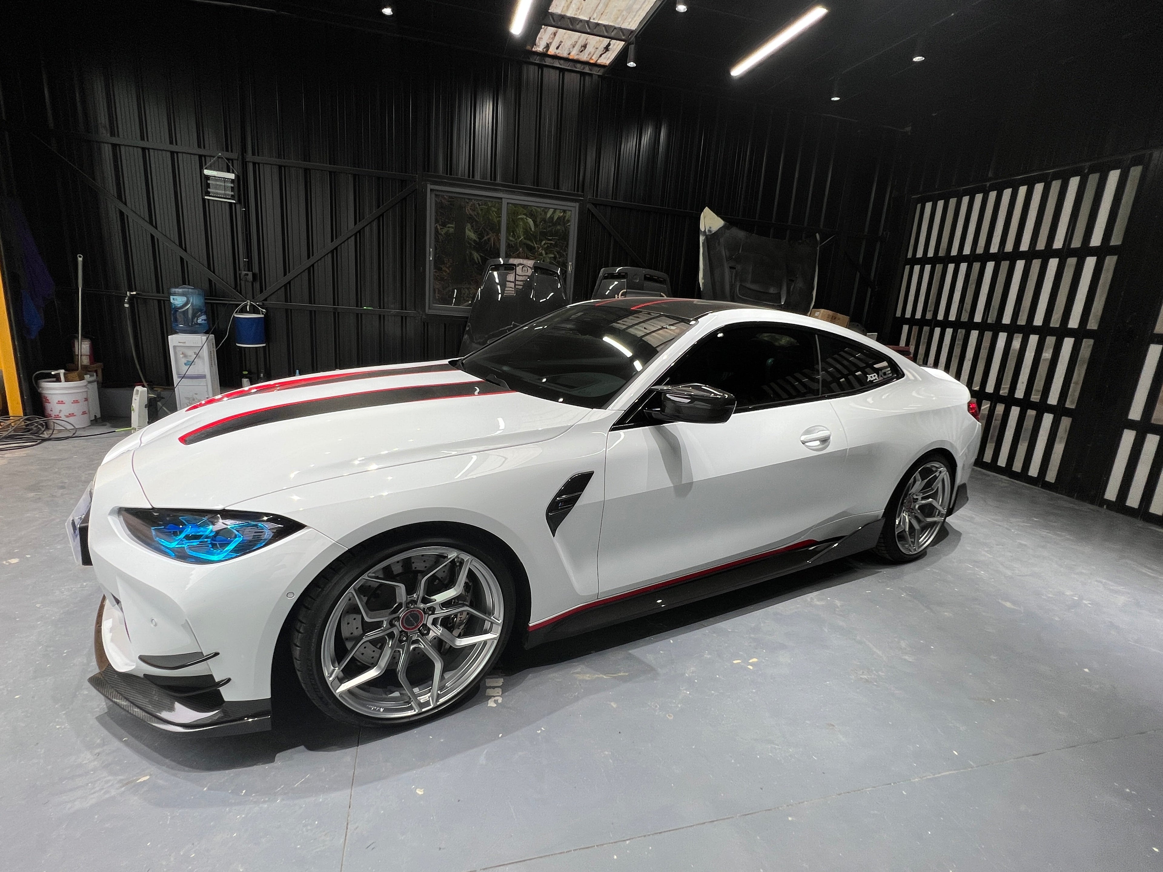 G8X Dry Carbon MP Side Skirts