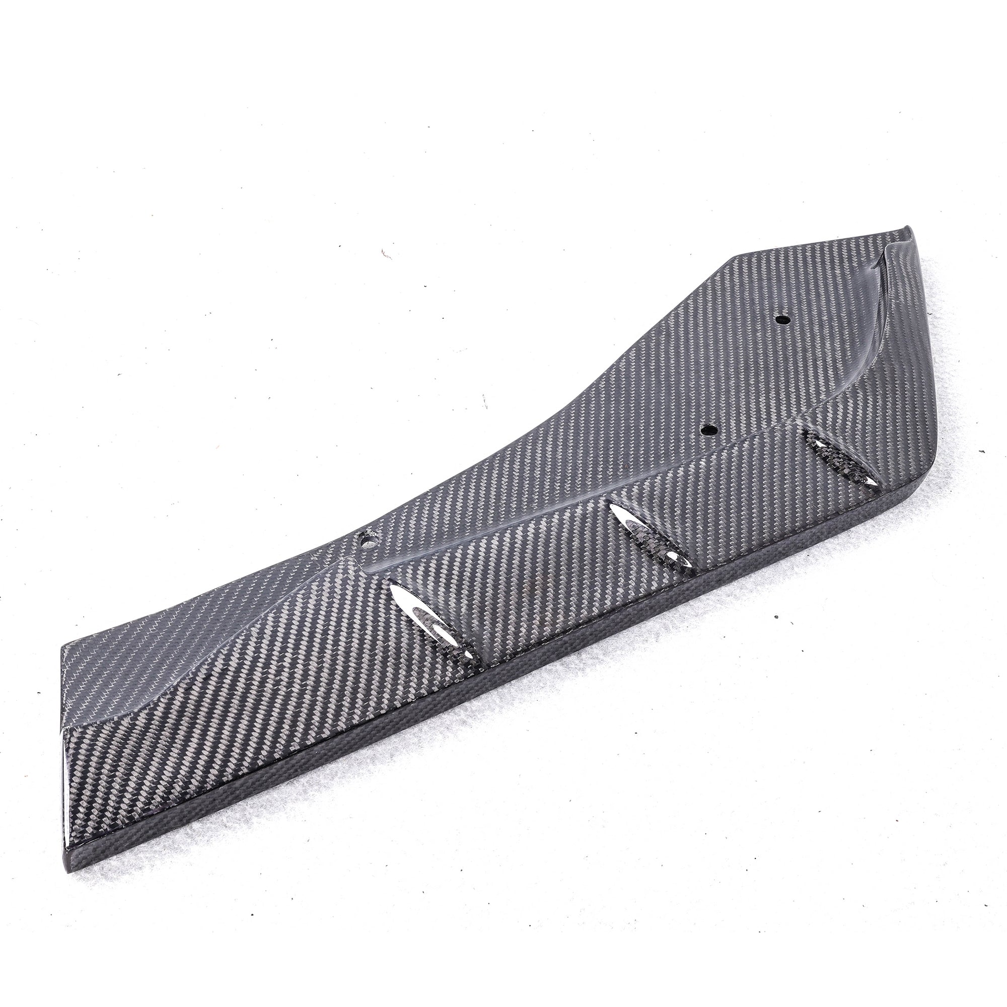 A90 Wet Carbon Manta Carbon Ray Rear Splitter Flaps for Toyota GR Supra A90 - view 3