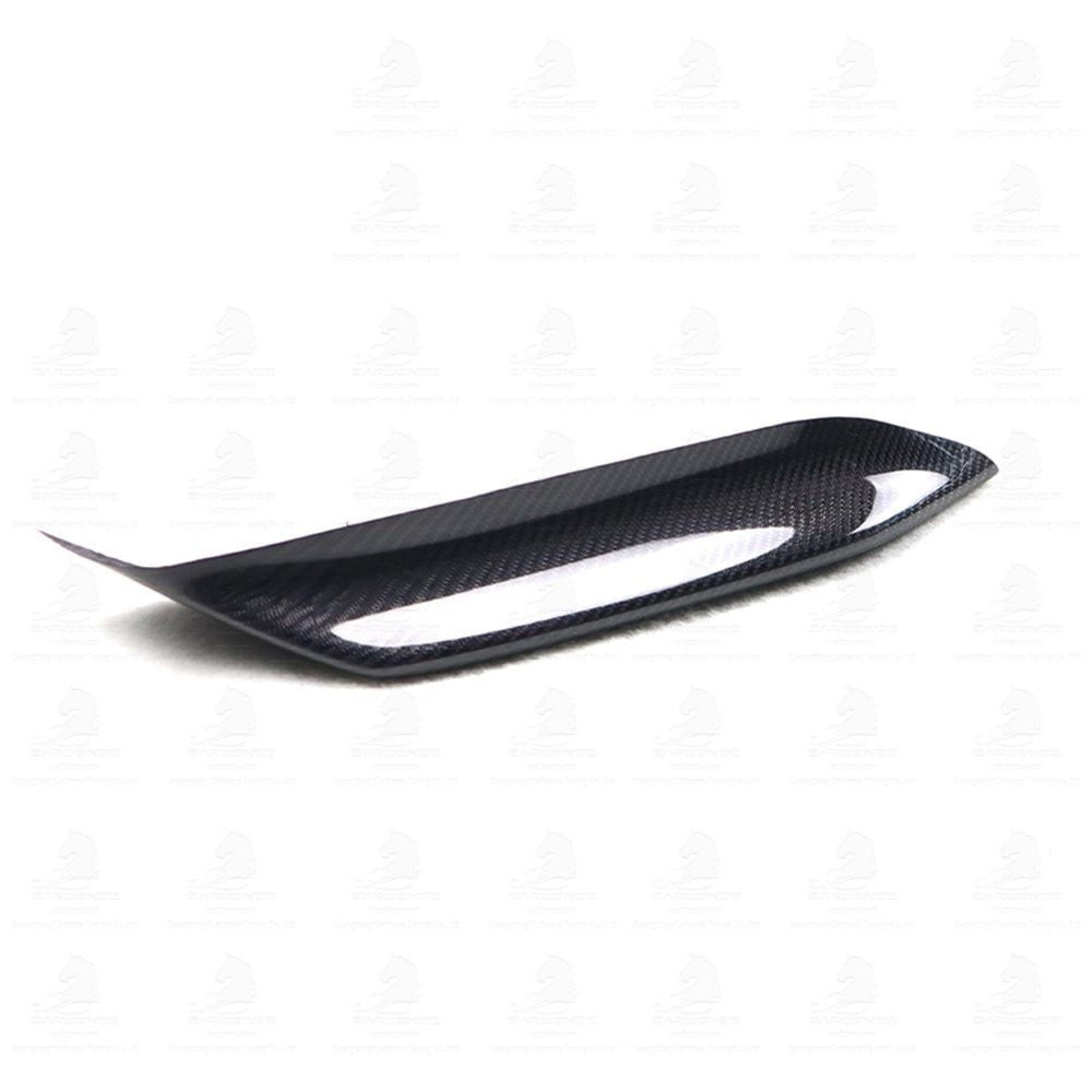 F8X Dry Carbon Front Bumper Upper Flaps