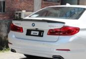 F90 Wet Carbon Trunk Spoiler - V Style