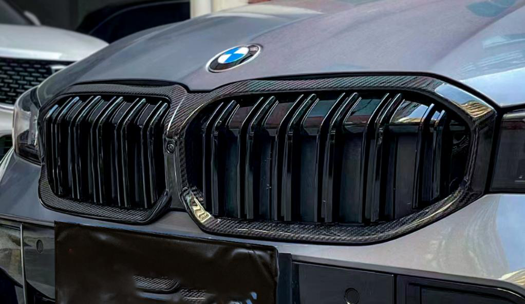 G2X Dry Carbon Double Slat Kidney Grille (2023+)
