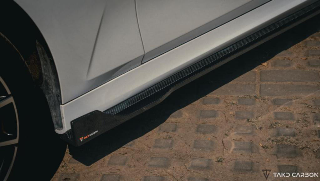 G2X Dry Carbon Side Skirts Long Wheelbase (2023+)